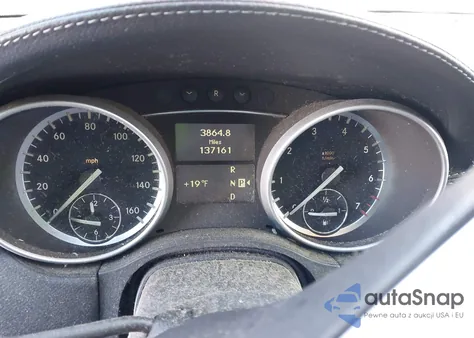 2010 Mercedes-Benz Gl 450 4Matic z USA, uszkodzony, nr VIN 4JGBF7BE5AA533915